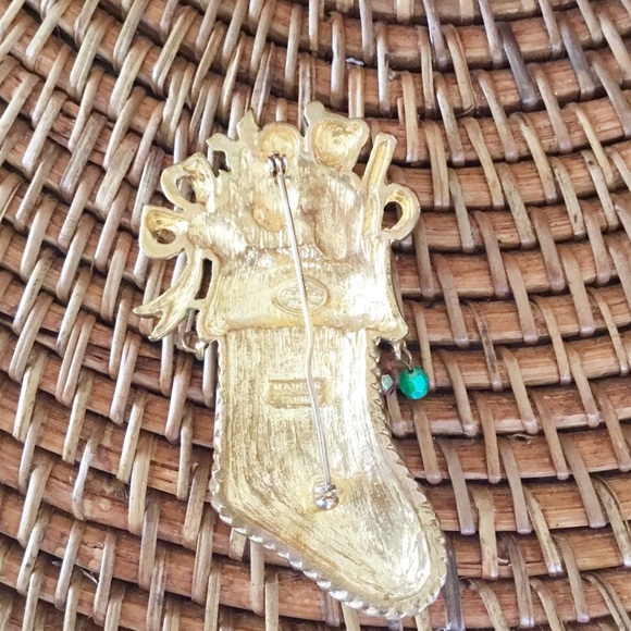 Christopher Radko Pin Christmas Toy Presents Stocking Enamel Red Signed Brooch - Picture 3 of 4